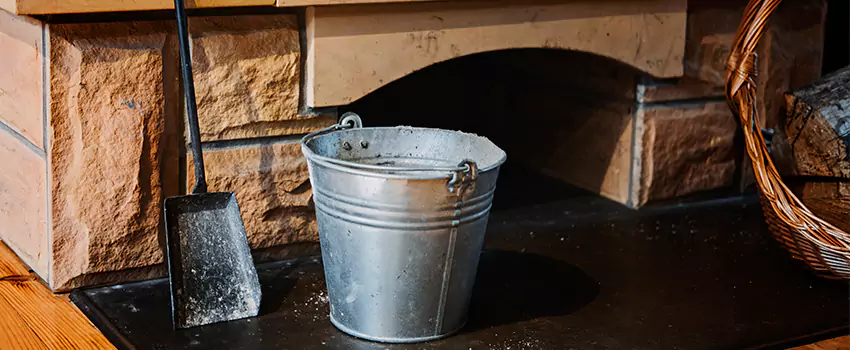 Clean The Fireplace Mantle And Hearth in Land O Lakes, Florida